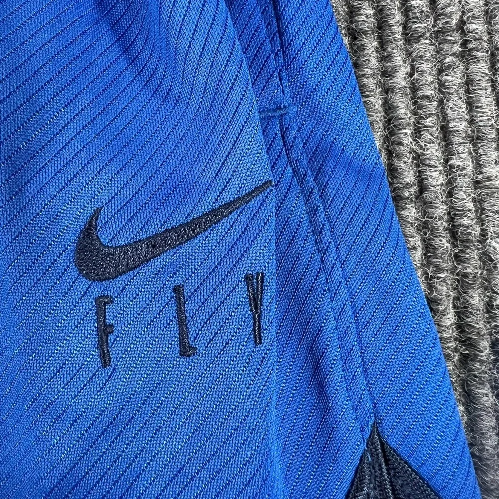 Nike IsoFly Shorts Womens XL Extra Large Blue Basketball Active‎ Training New